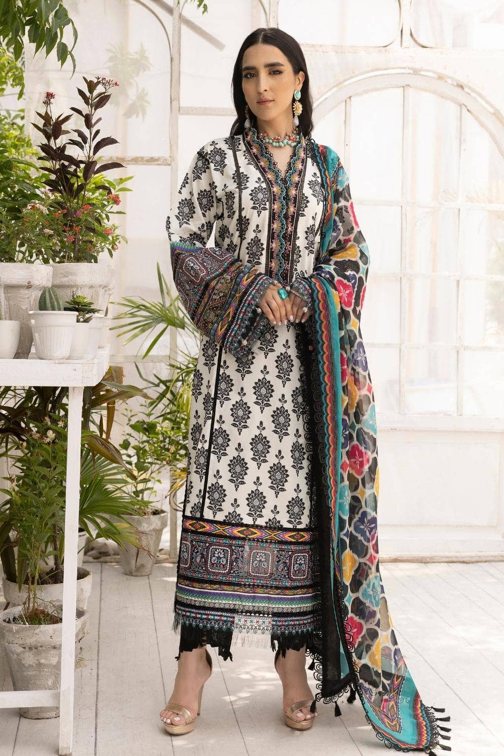 img_faiza_faisal_ittehad_lawn_23_awwal_boutique