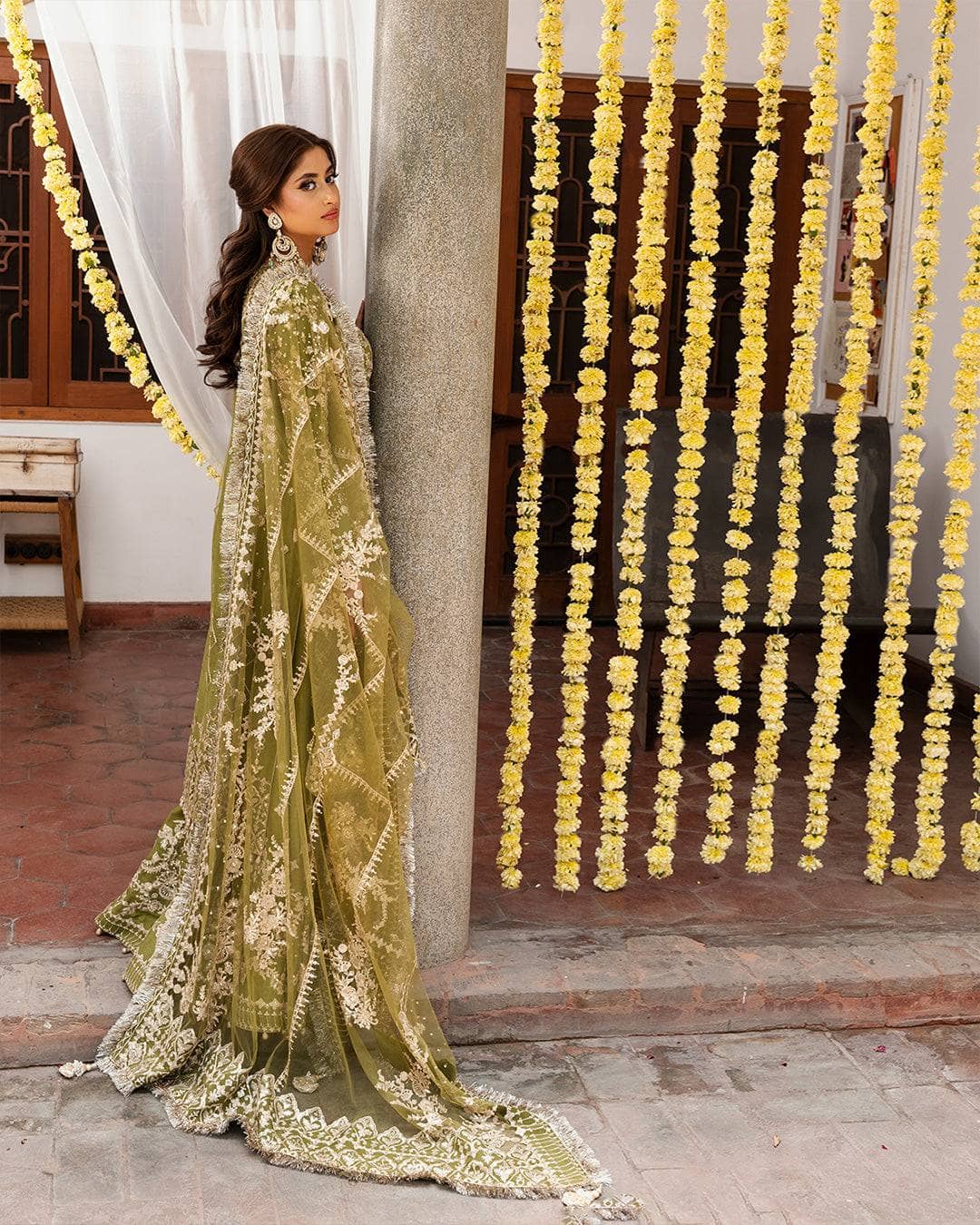 img_faiza_saqlain_nira_wedding_edition_awwal_boutique
