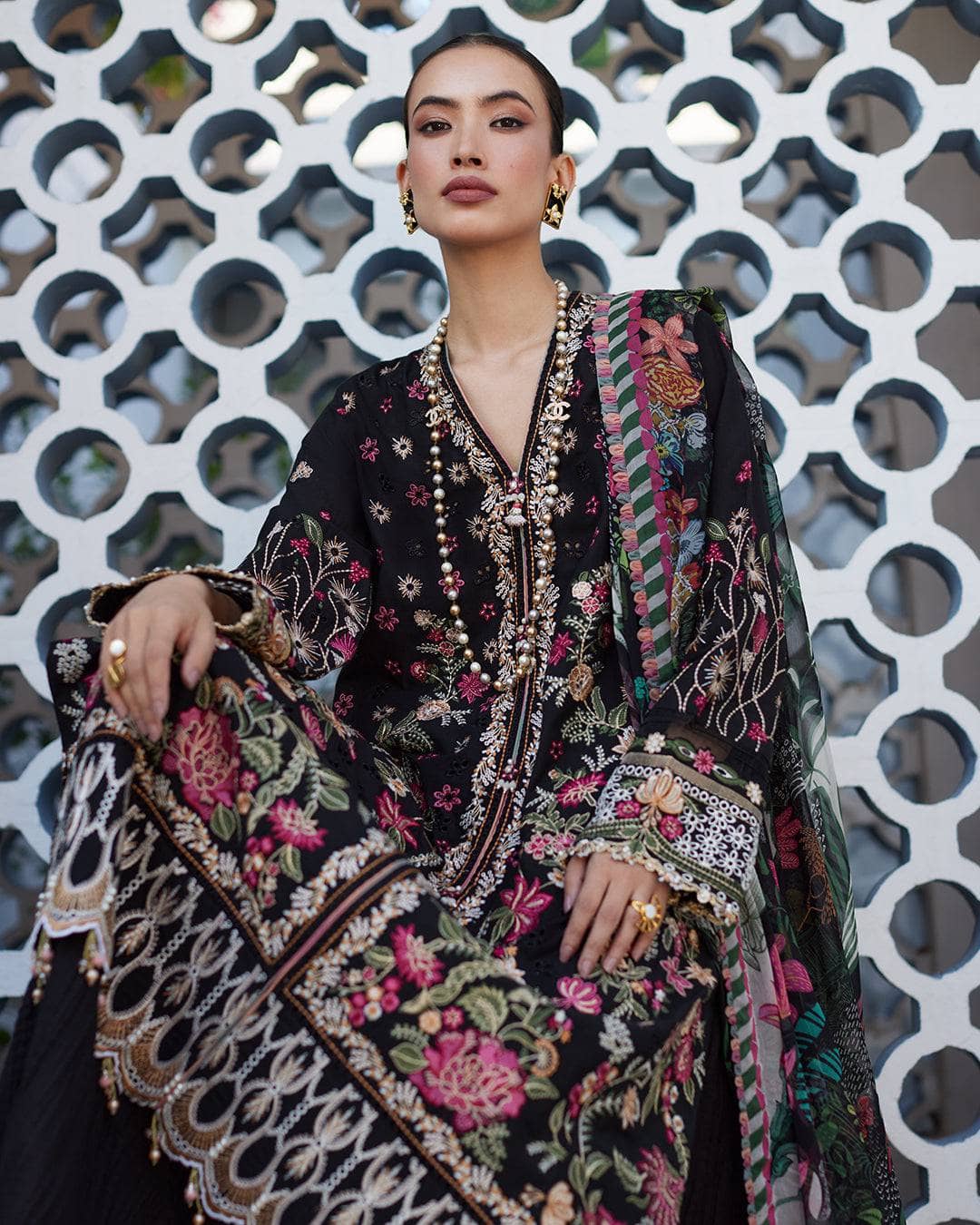 img_faiza_saqlain_lawn_24_awwal_boutique