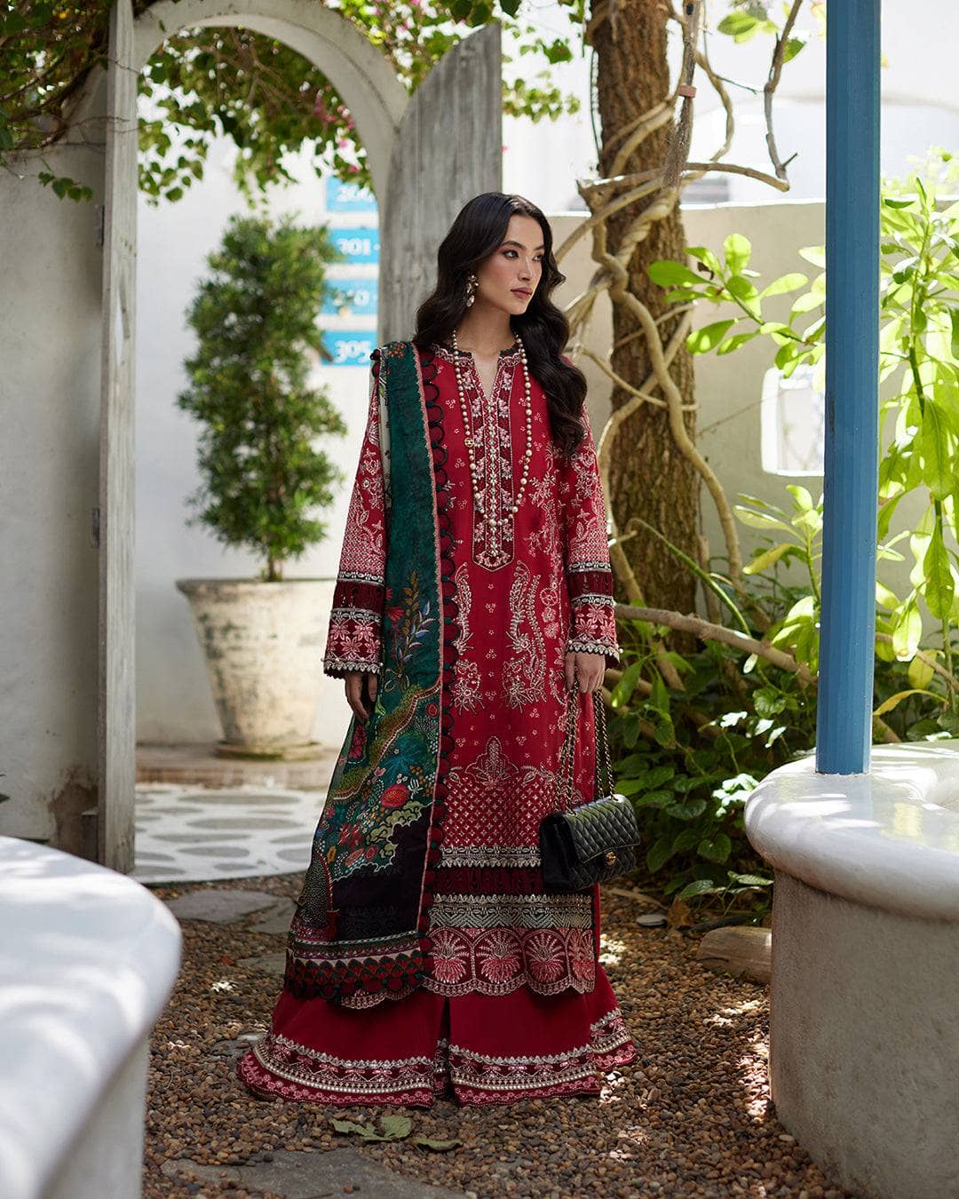 img_faiza_saqlain_lawn_24_awwal_boutique