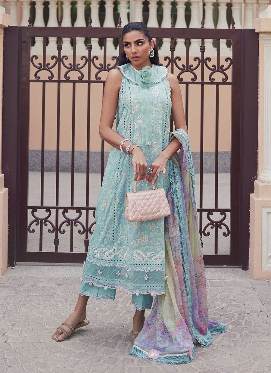 img_farah_talib_aziz_lawn_awwal_boutique