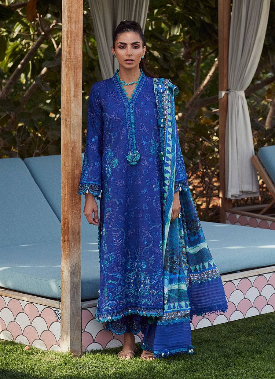 img_farah_talib_aziz_lawn_awwal_boutique