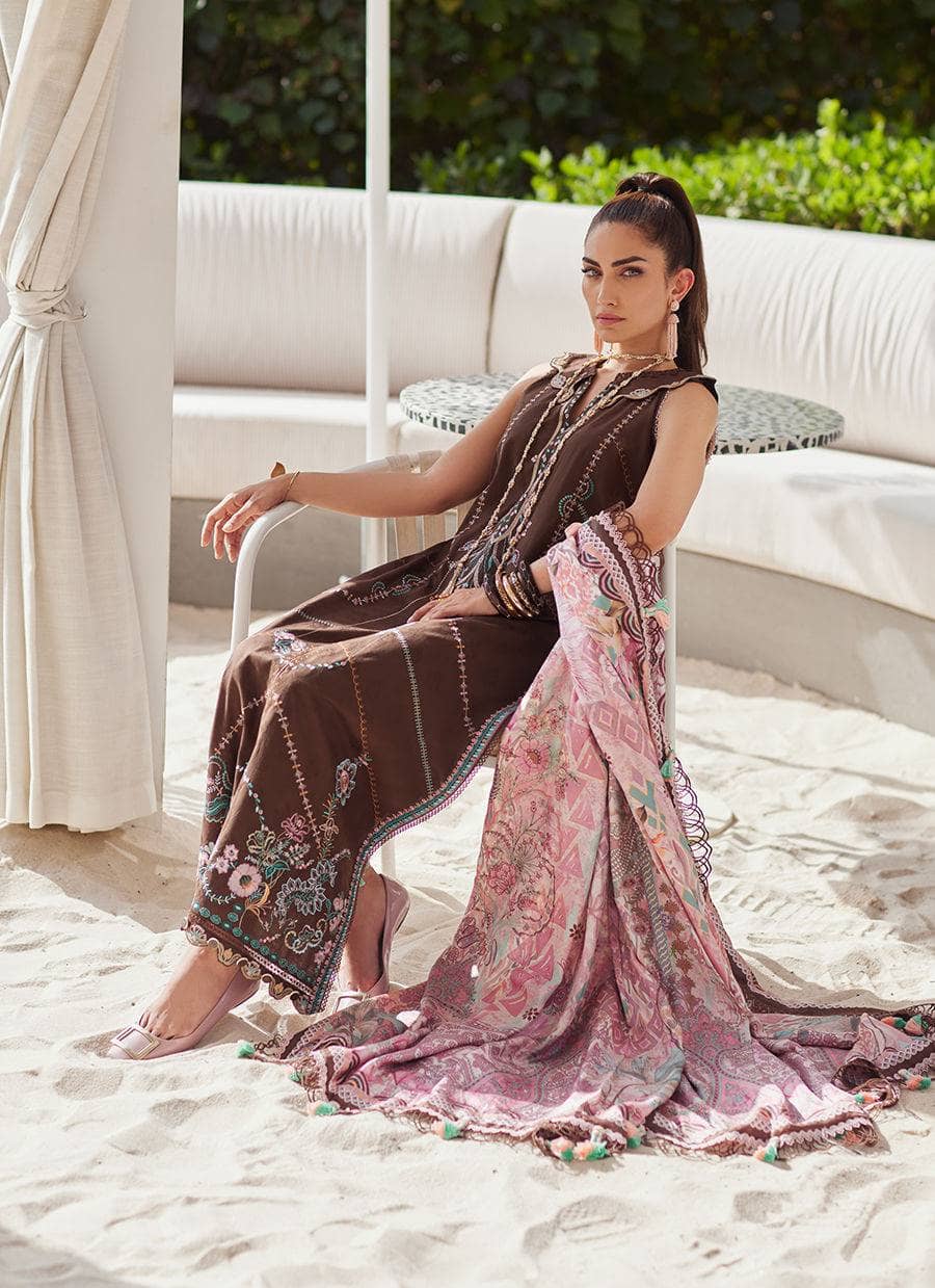 img_farah_talib_aziz_lawn_awwal_boutique