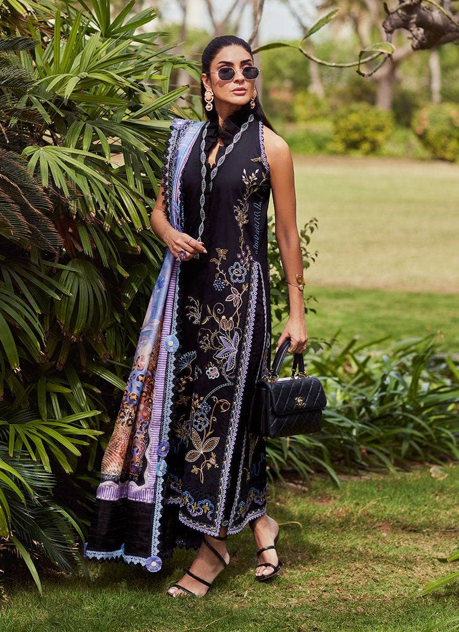 img_farah_talib_aziz_lawn_awwal_boutique