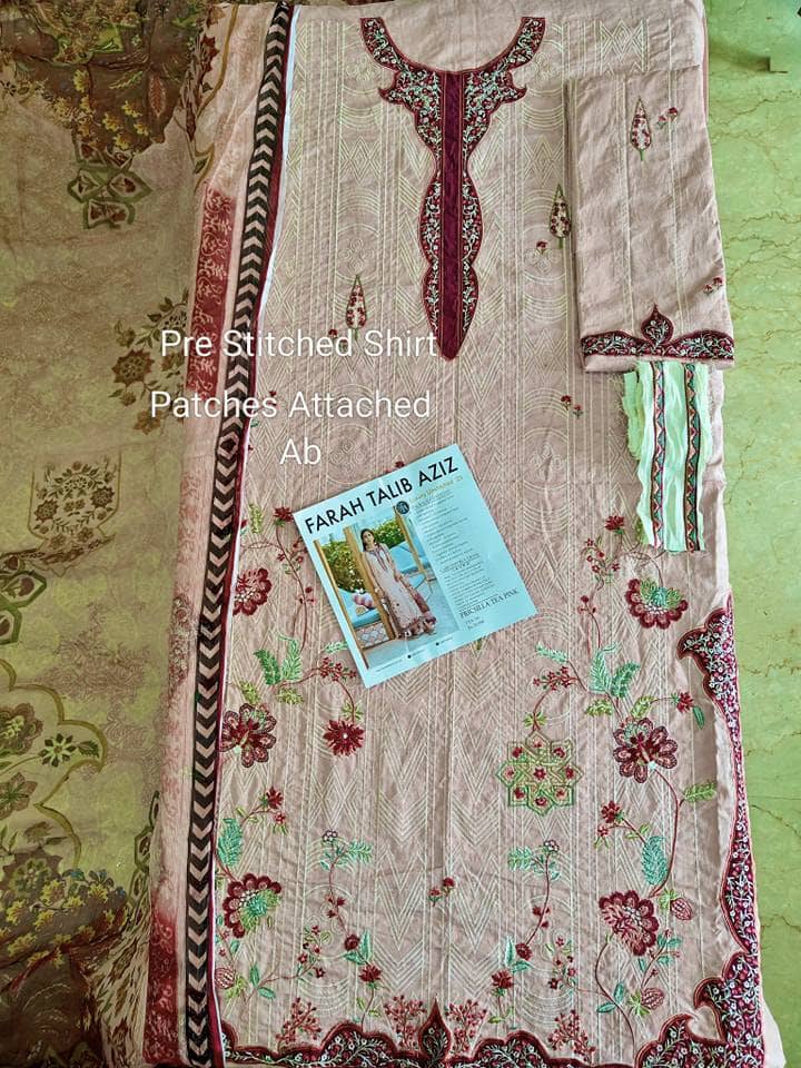 img_farah_talib_aziz_lawn_awwal_boutique