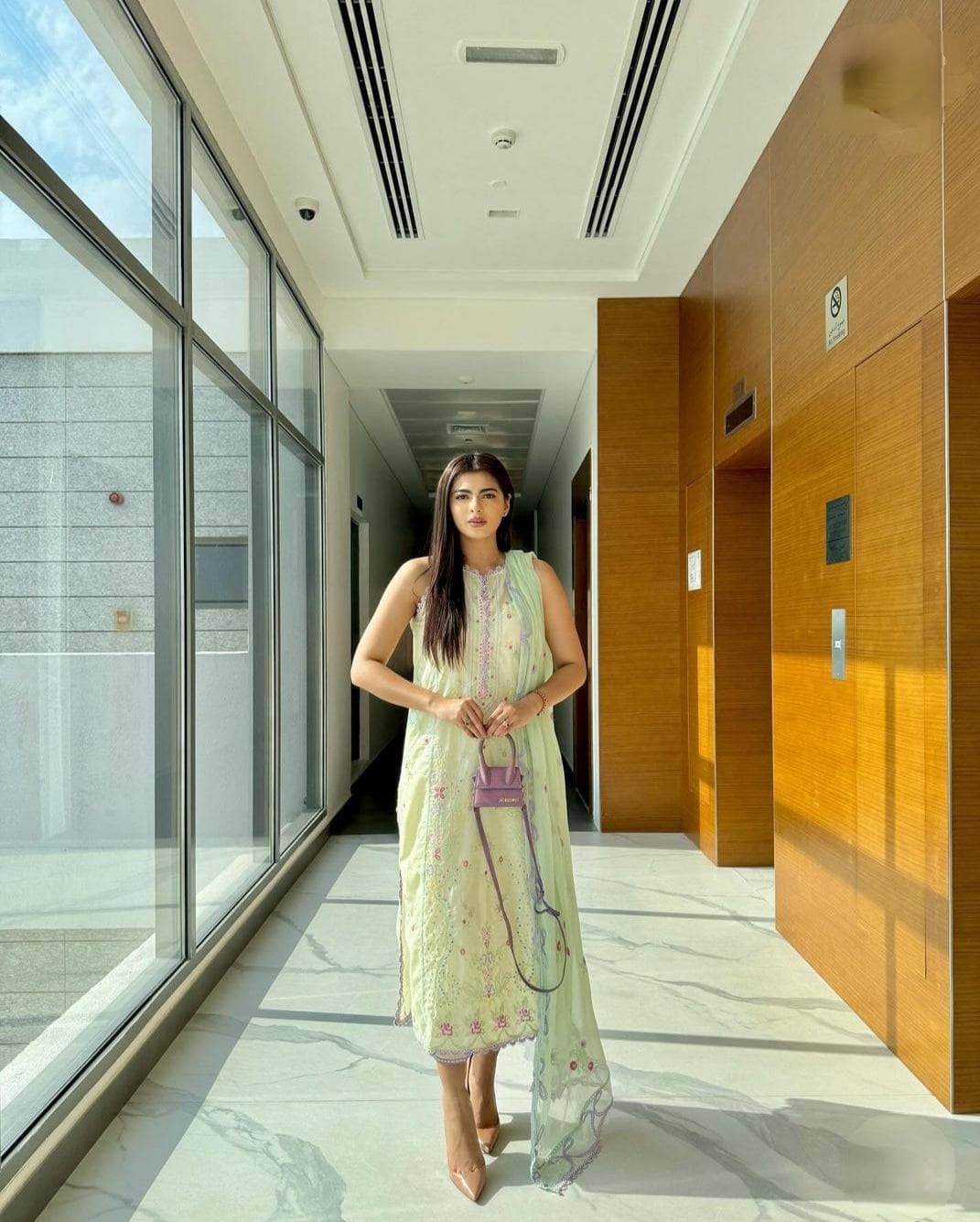 img_spotted_in_farah_talib_aziz_lawn_24_awwal_boutique