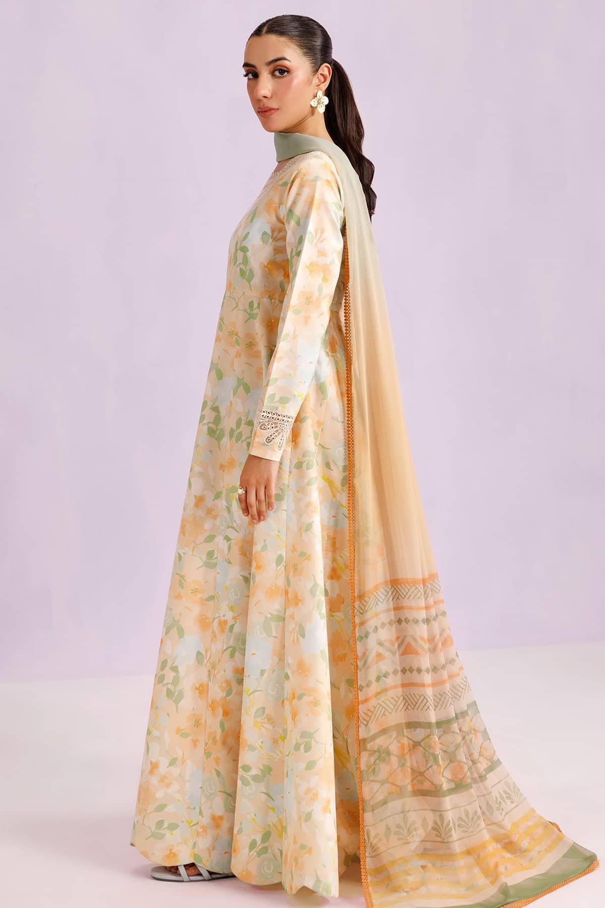 Farasha Essentials/Cream Sparkle