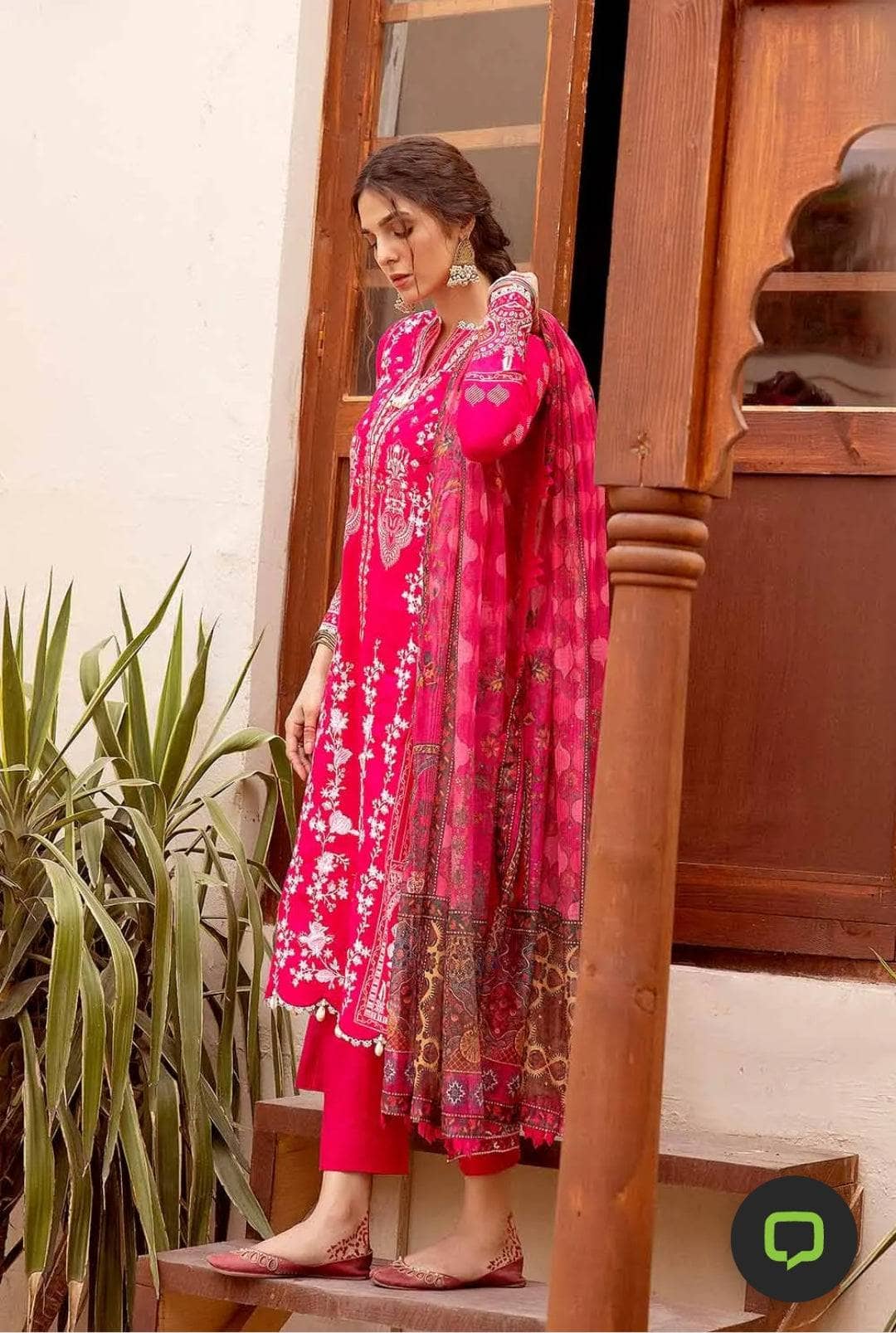 img_gul_ahmed_azalea_awwal_boutique