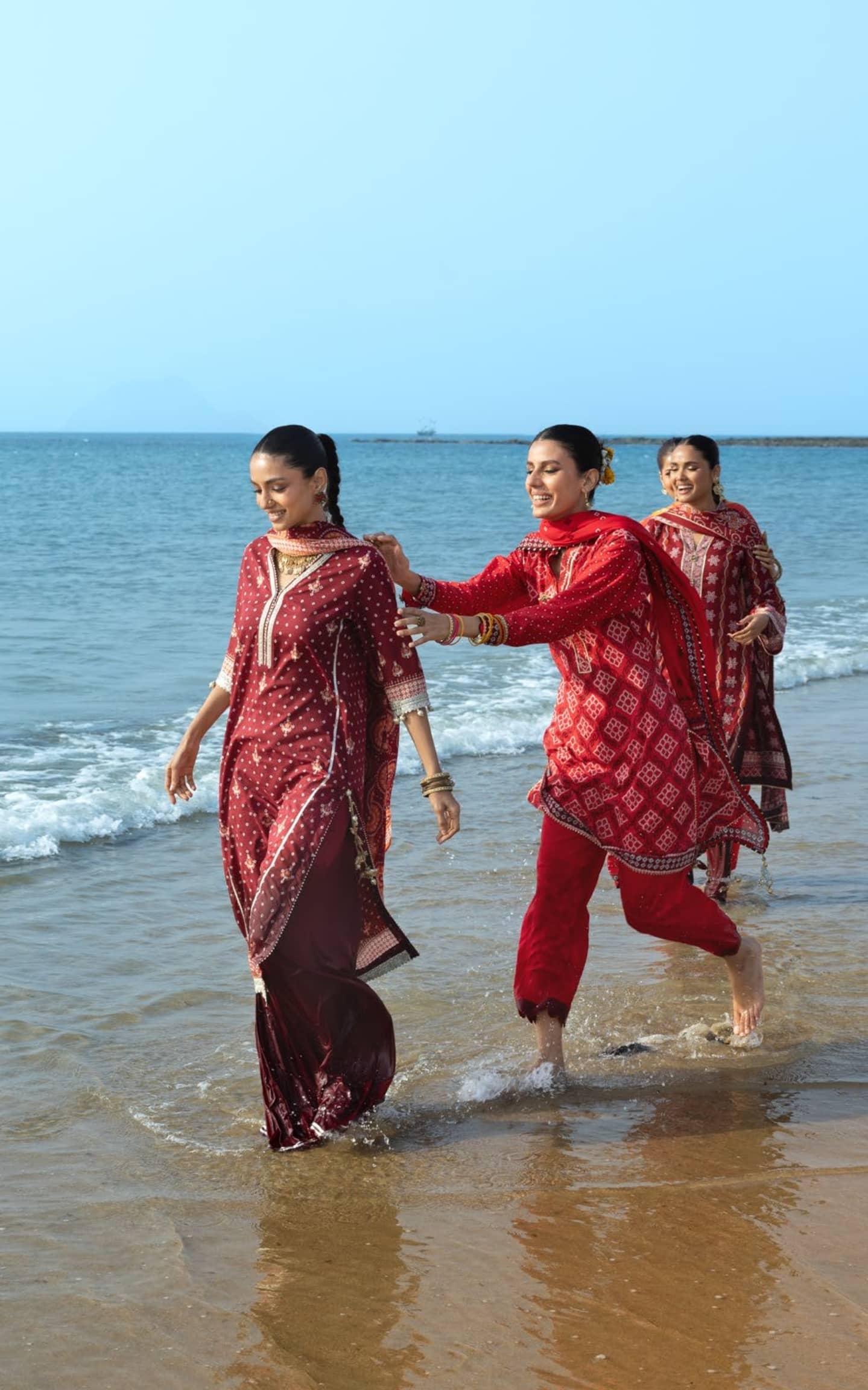 Gul Ahmed Chunari Lawn 26/Cl 63031A