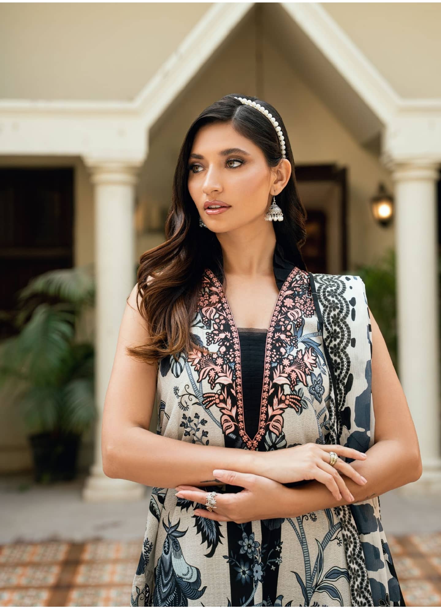 Gul Ahmed Desert Rose Lawn 26/CH62018