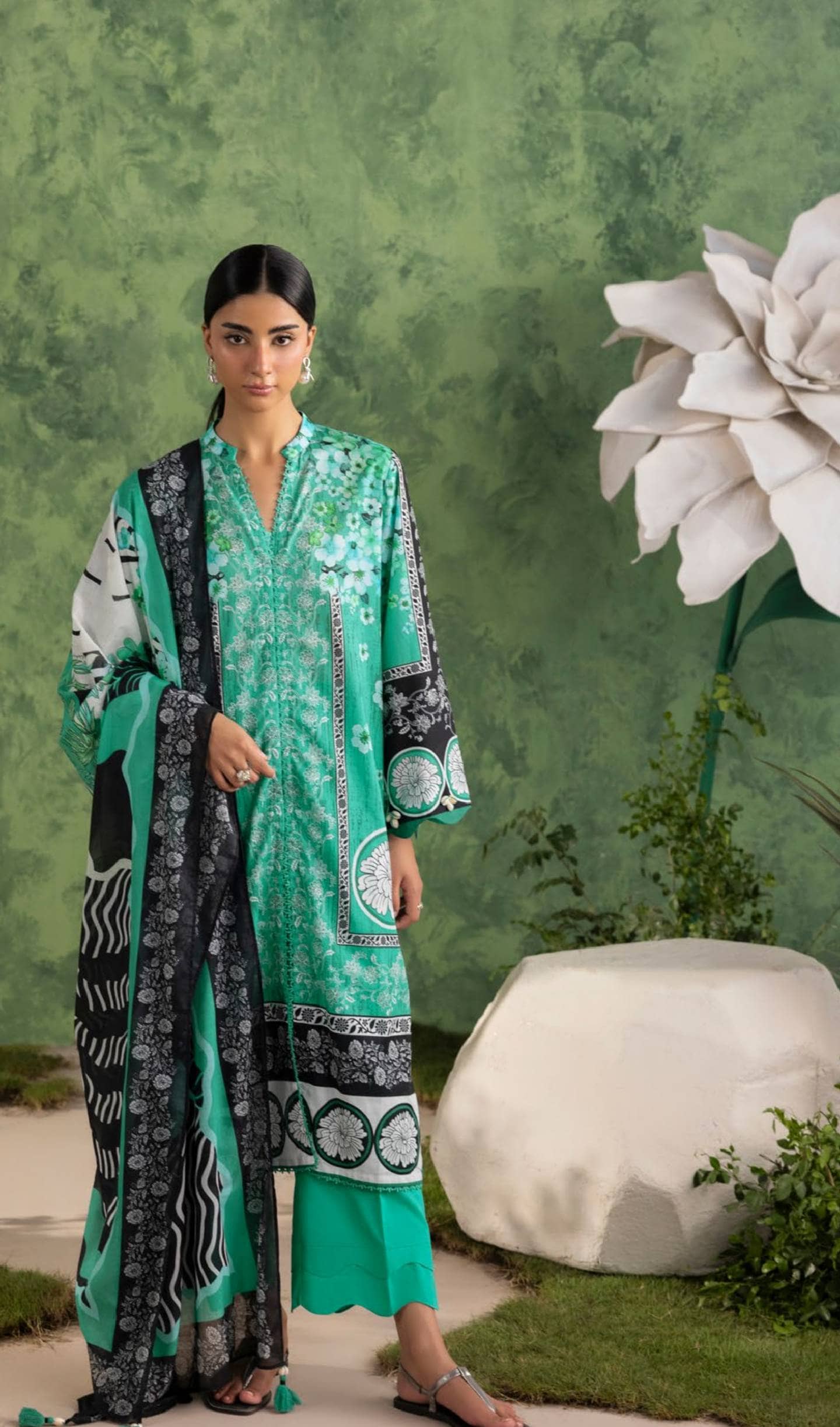img_gul_ahmed_awwal_boutique