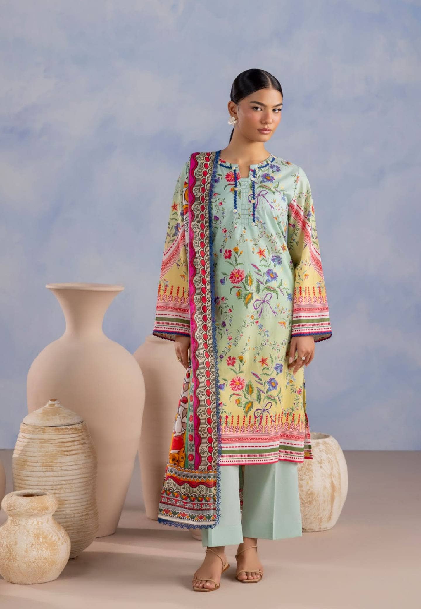 img_gul_ahmed_autumn_awwal_boutique