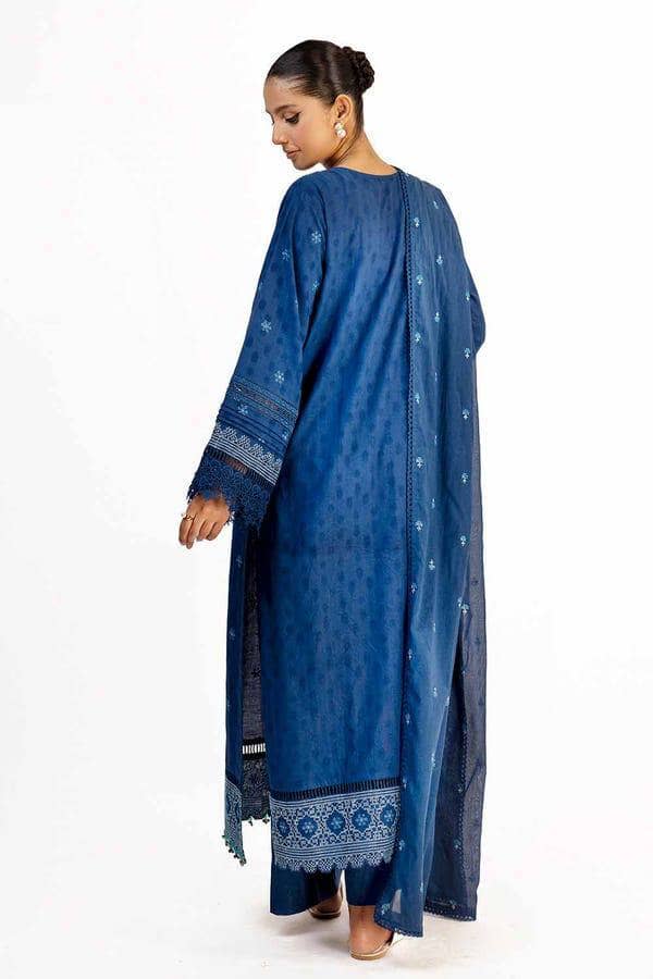 img_gul_ahmed_lawn_awwal_boutique