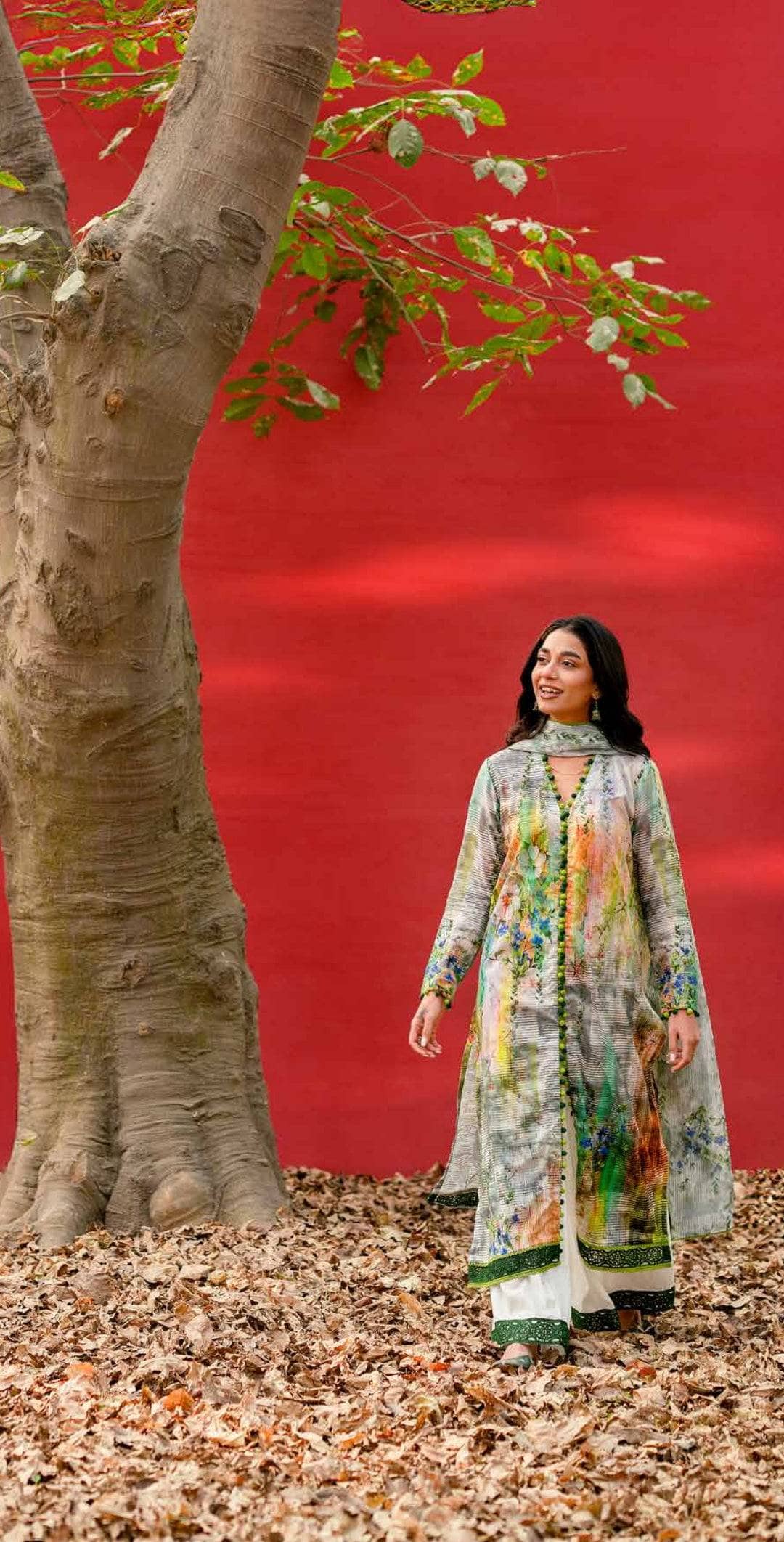 img_gul_ahmed_spring_summer_25_awwal_boutique