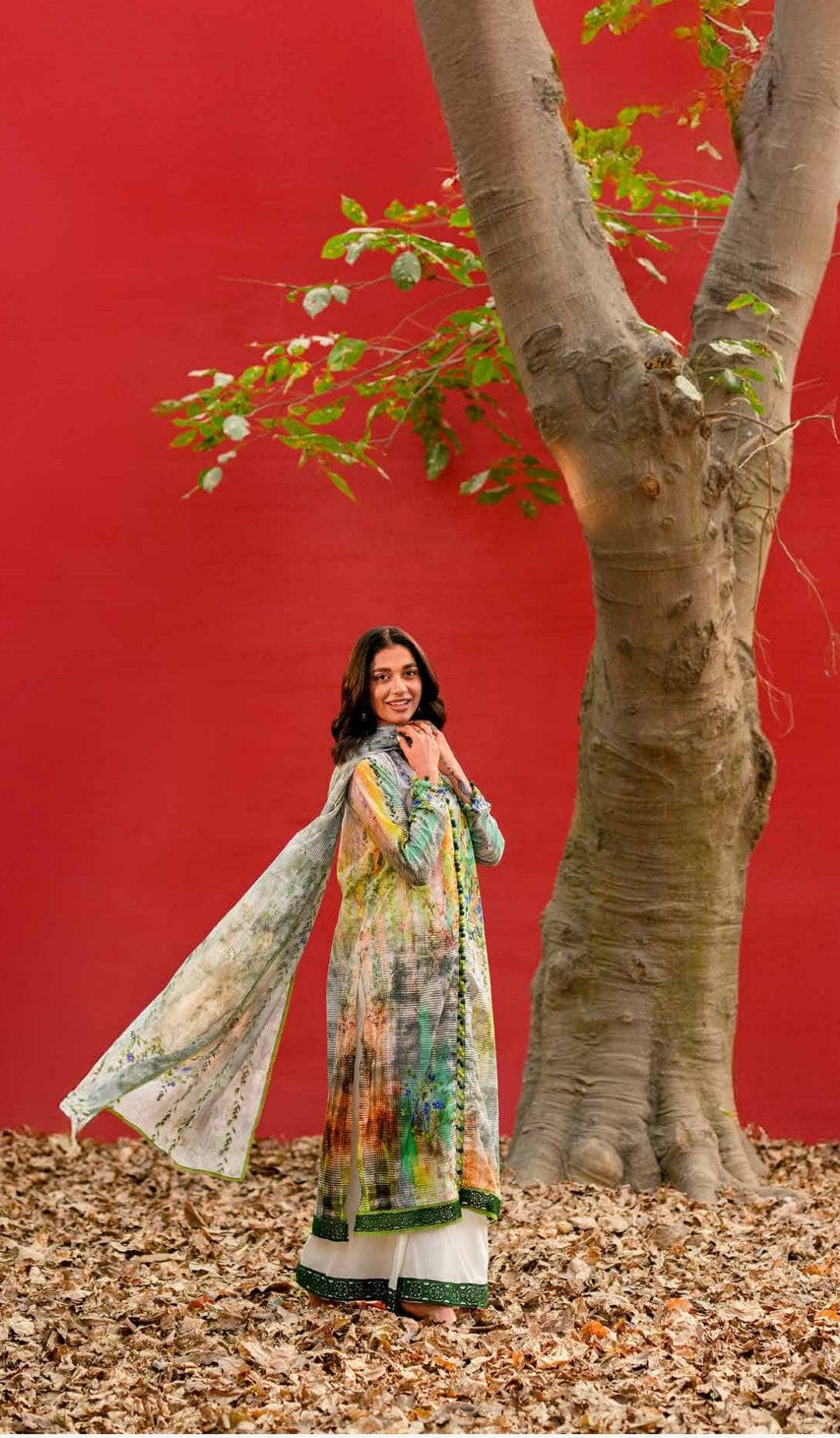 img_gul_ahmed_spring_summer_25_awwal_boutique