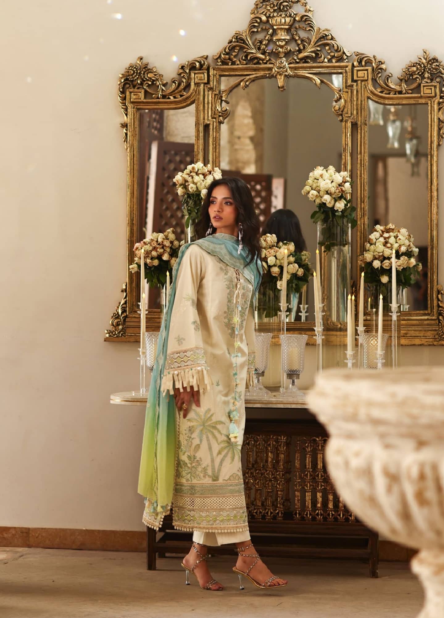 img_gul_ahmed_lawn_awwal_boutique