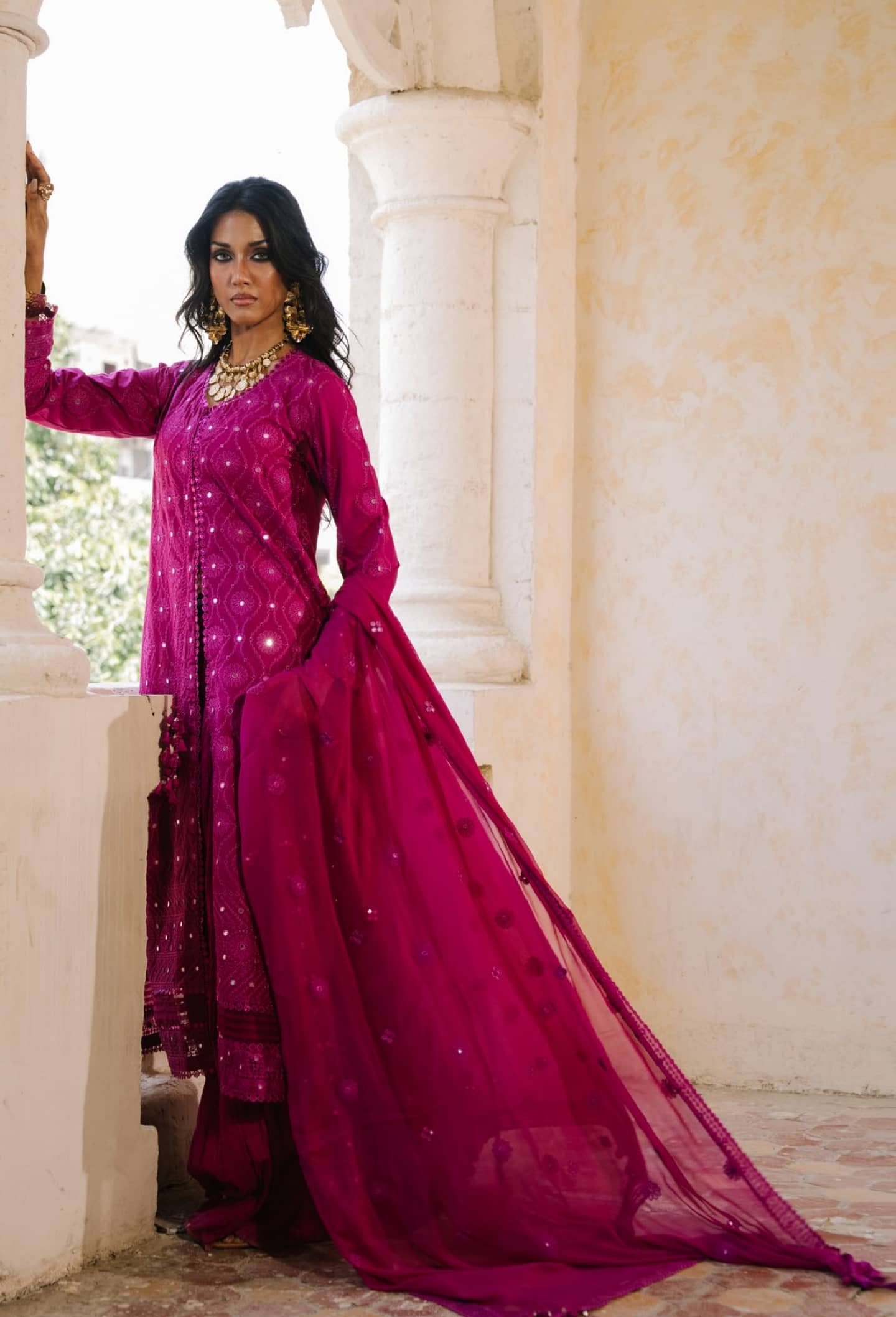 img_gul_ahmed_lawn_awwal_boutique
