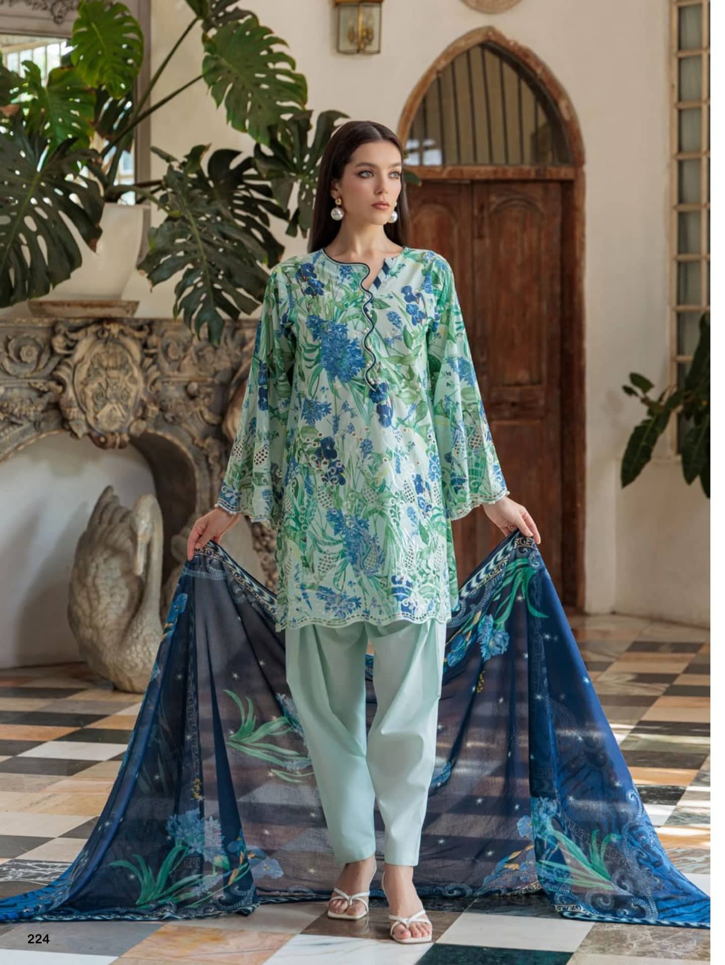 img_gul_ahmed_mitti_ki_khusboo_awwal_boutique