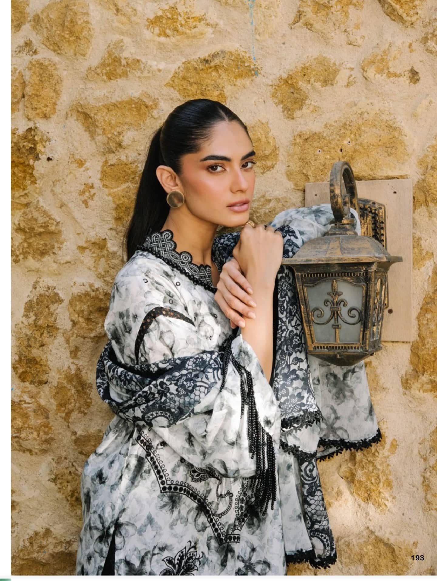 img_gul_ahmed_mitti_ki_khusboo_awwal_boutique