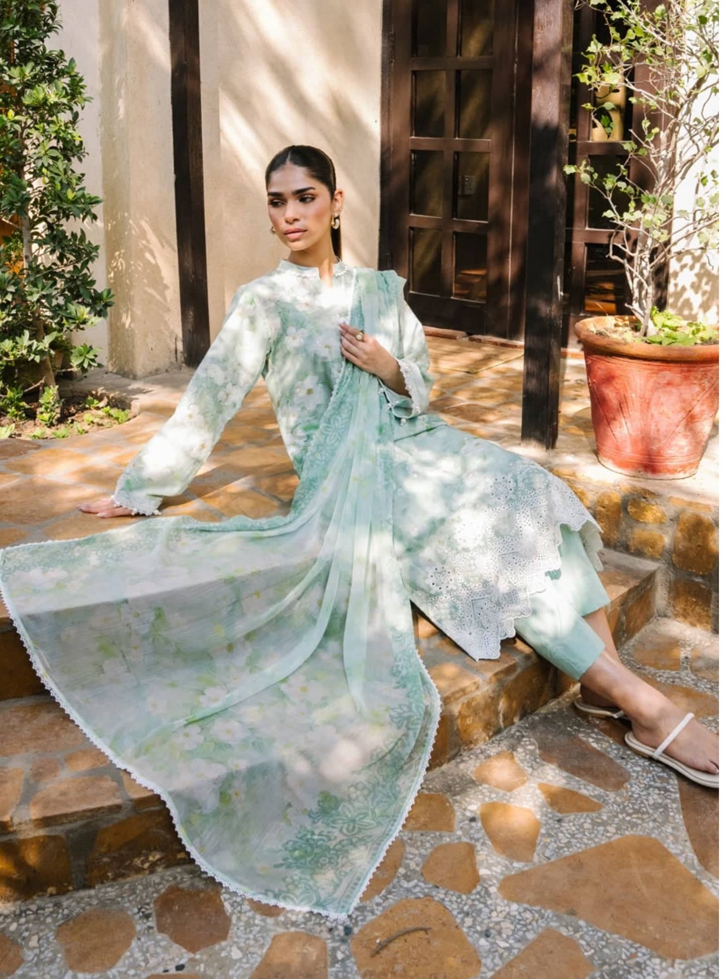 img_gul_ahmed_mitti_ki_khusboo_awwal_boutique