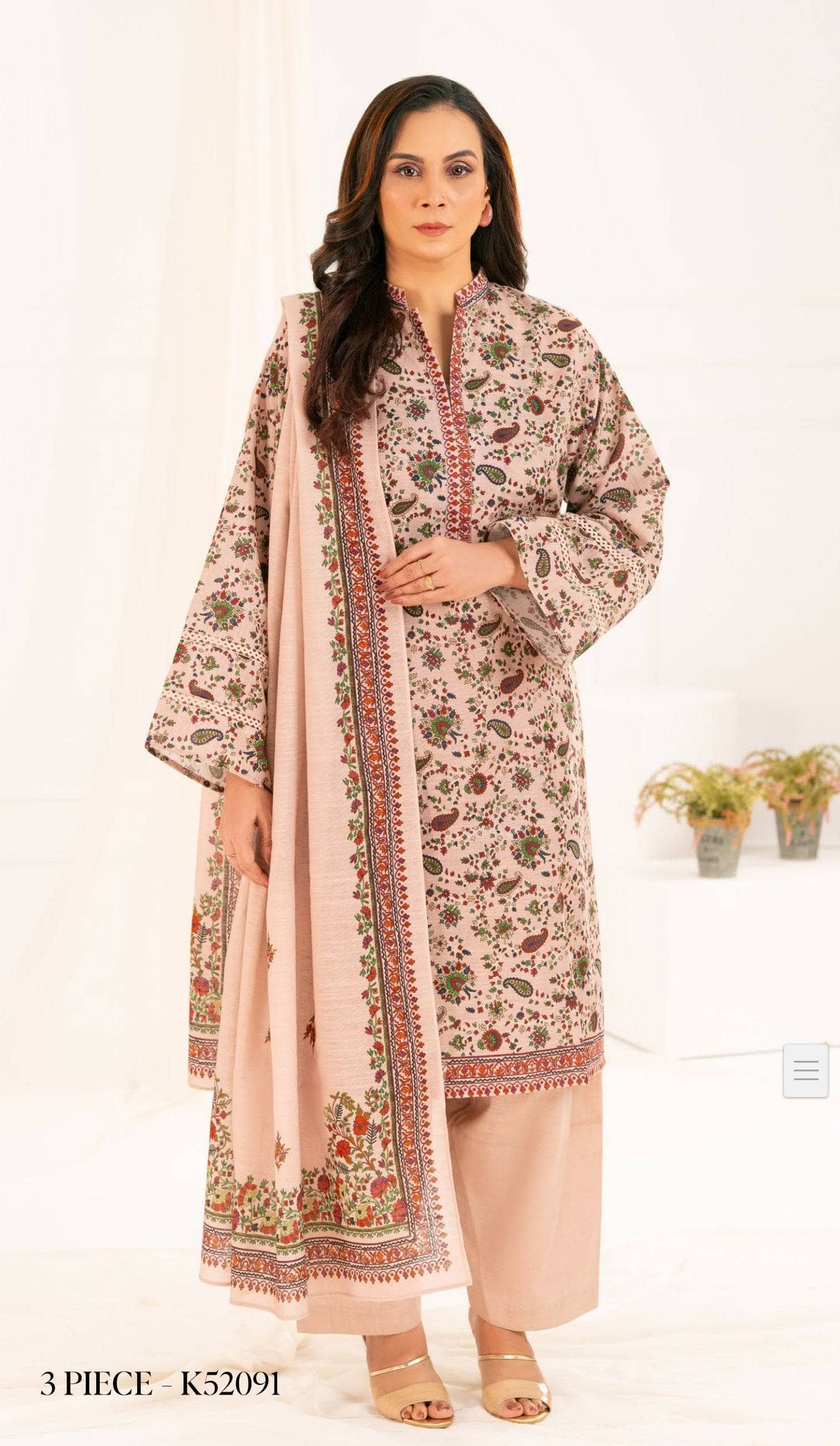 img_gul_ahmed_mothers_collection_awwal_boutique