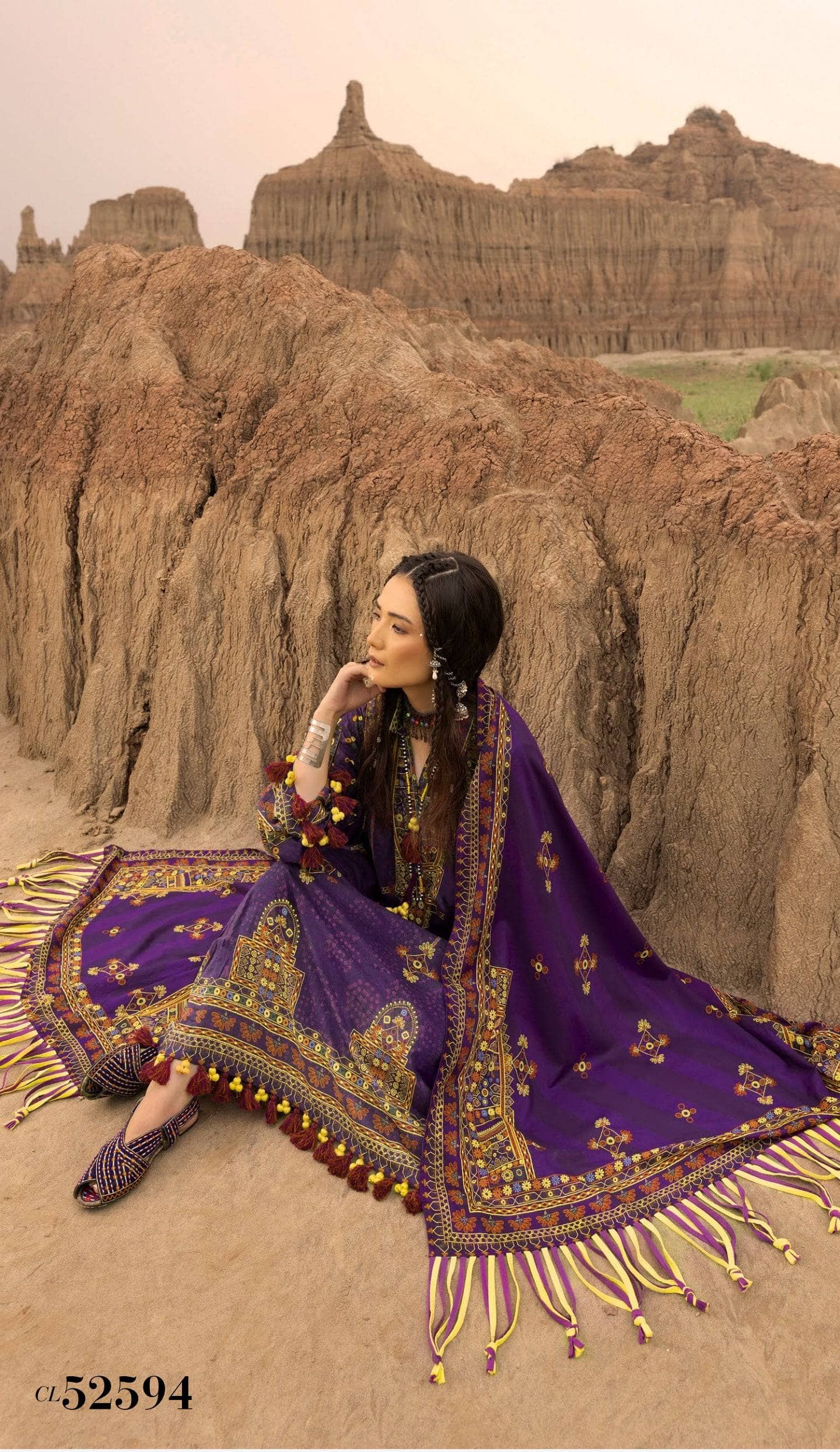 img_gul_ahmed_heritage_lawn_awwal_boutique
