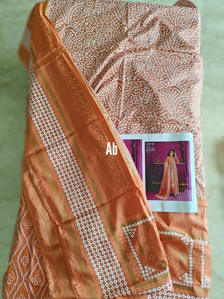 img_gul_ahmed_lawn_23_awwal_boutique