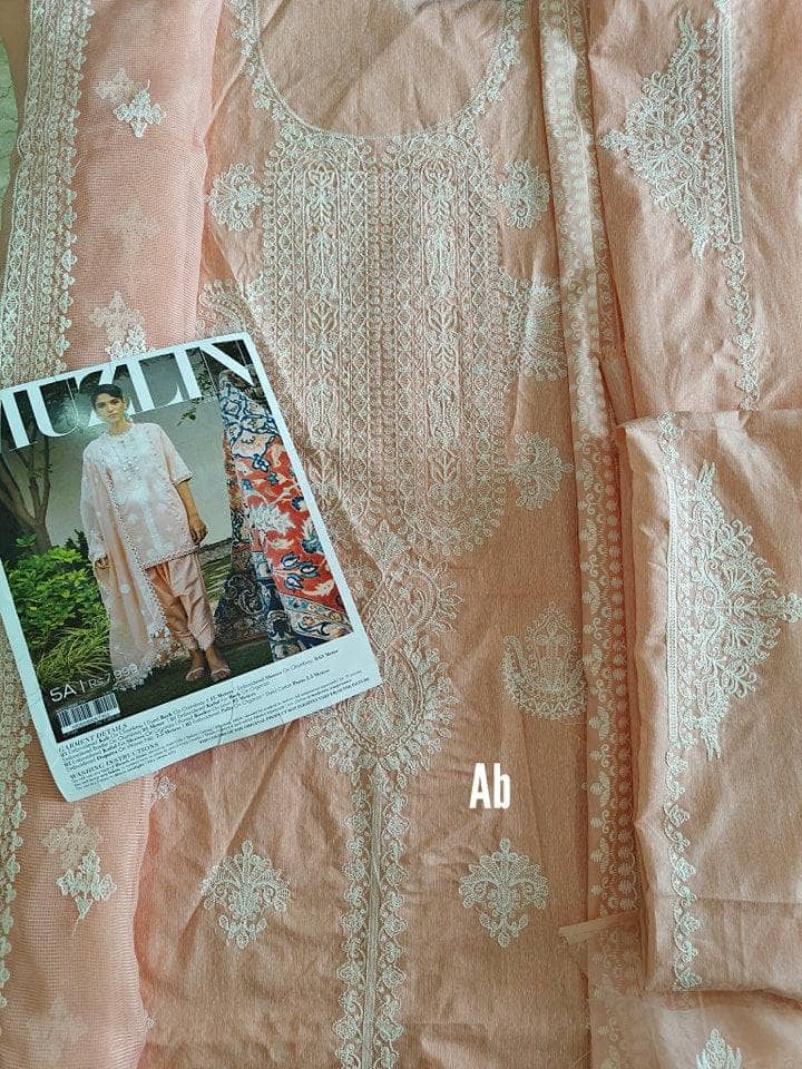 img_sana_safinaz_muzlin_lawn_23_awwal_boutique