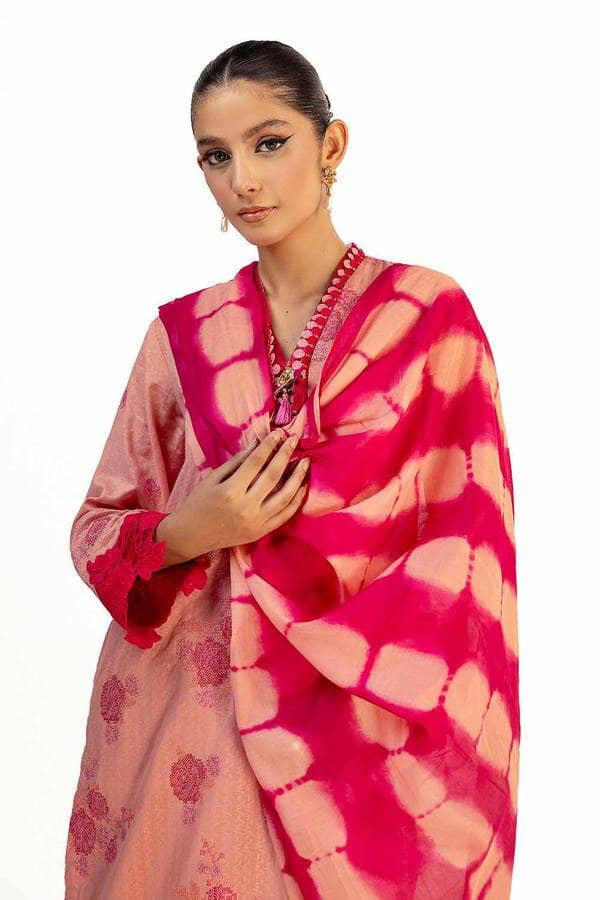 img_gul_ahmed_lawn_awwal_boutique
