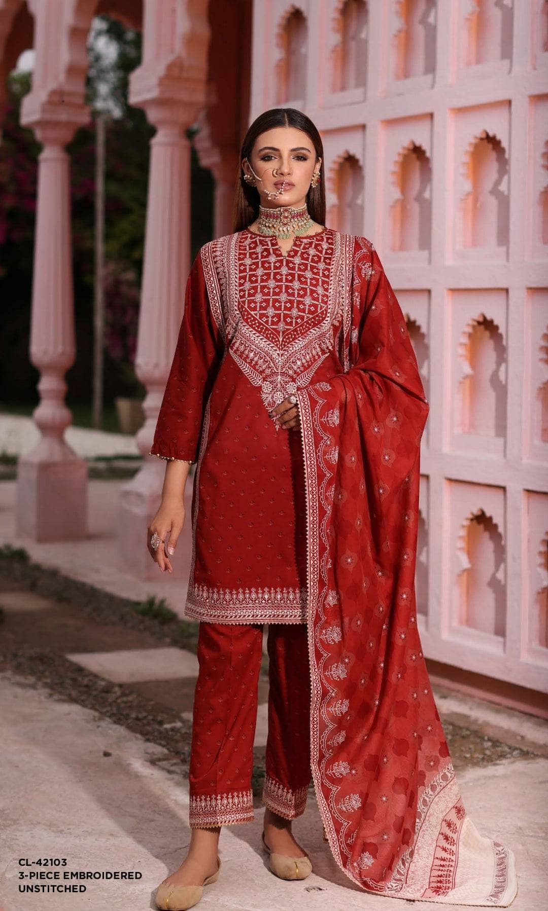 img_gul_ahmed_lawn_24_awwal_boutique