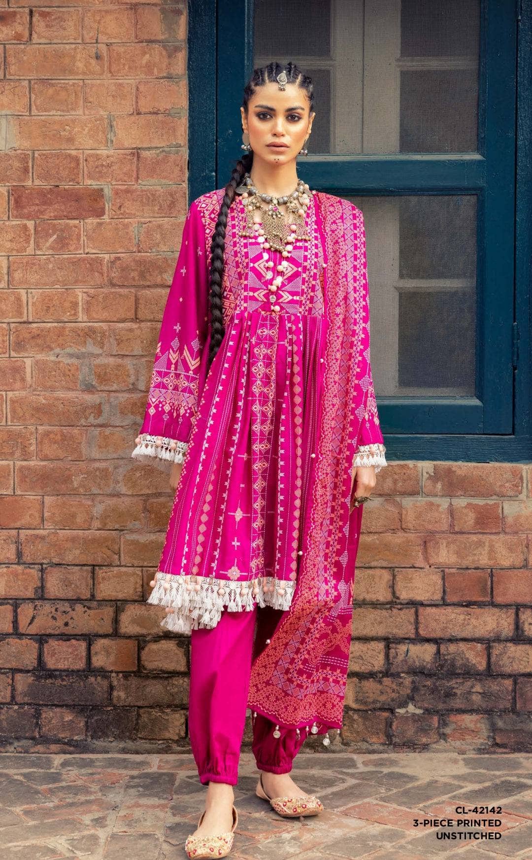 img_gul_ahmed_lawn_24_awwal_boutique