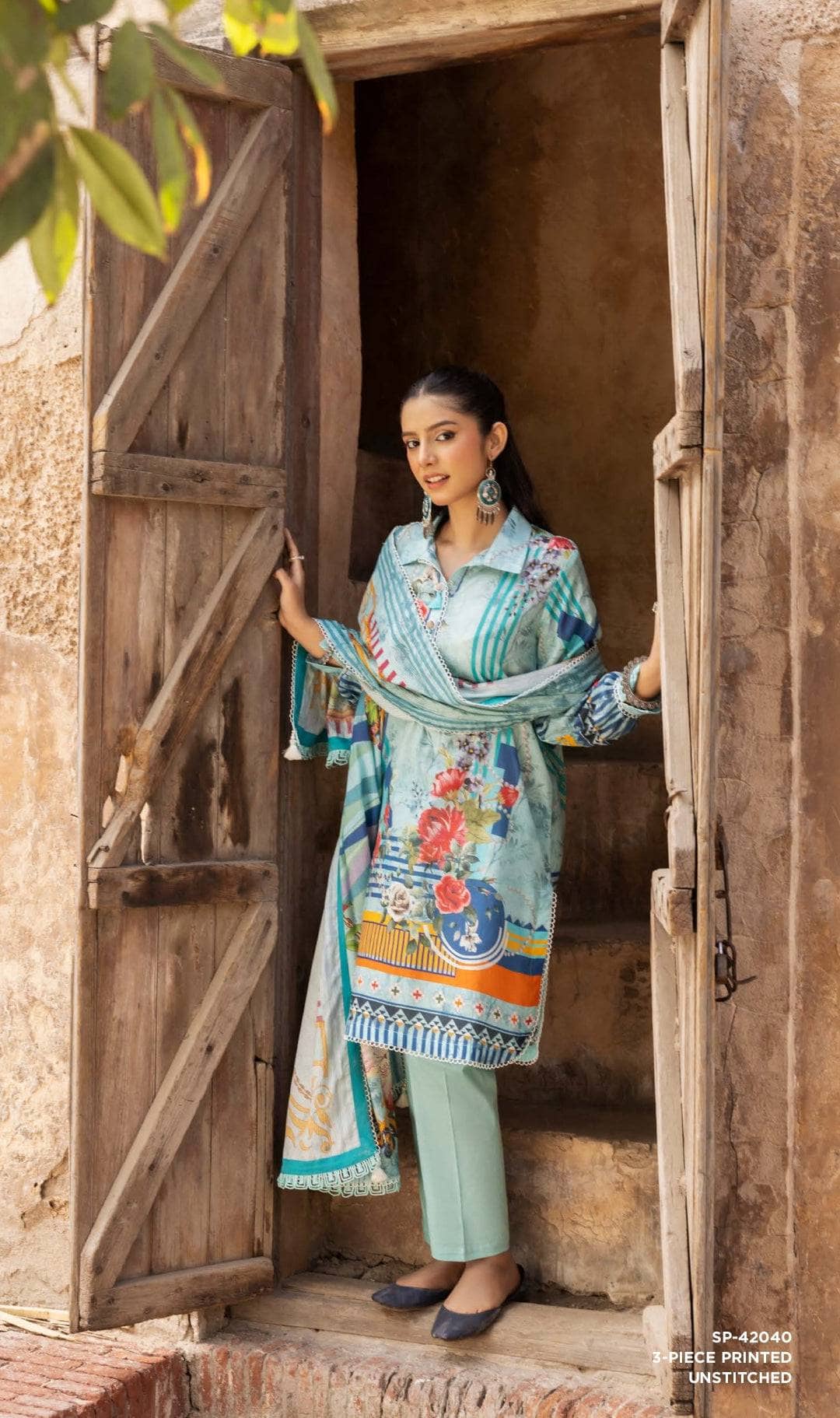 img_gul_ahmed_summer_24_awwal_boutique