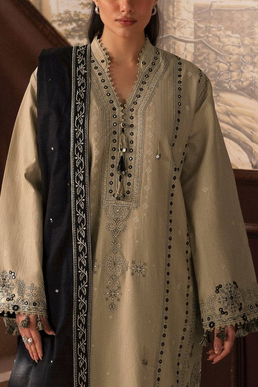 ing_gul_ahmed_winter_awwal_boutique