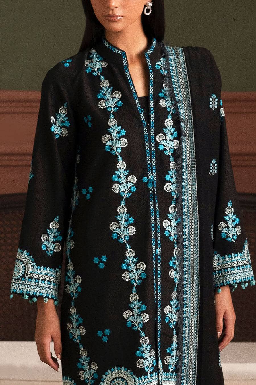 ing_gul_ahmed_winter_awwal_boutique