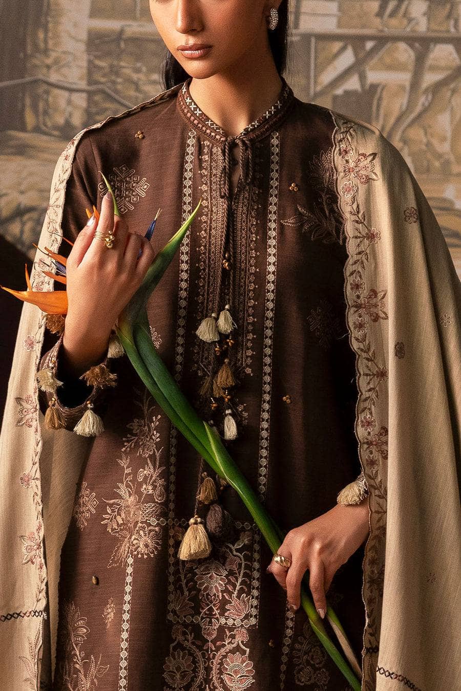 img_gul_ahmed_winter_awwal_boutique