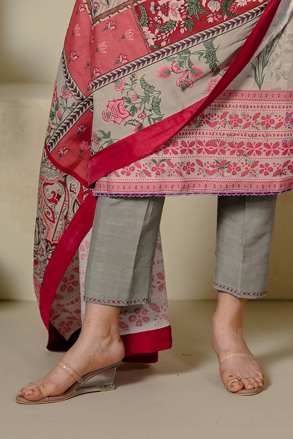 Gul Ahmed Naqsh Winter/CD-62004/Corduroy Suit