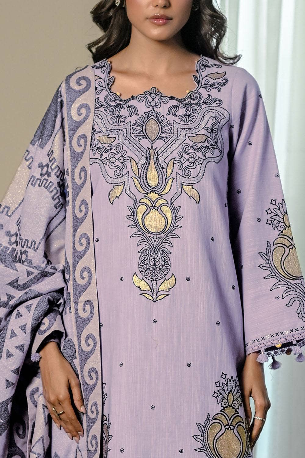 Gul Ahmed Naqsh Winter/CD-62024/Corduroy Suit