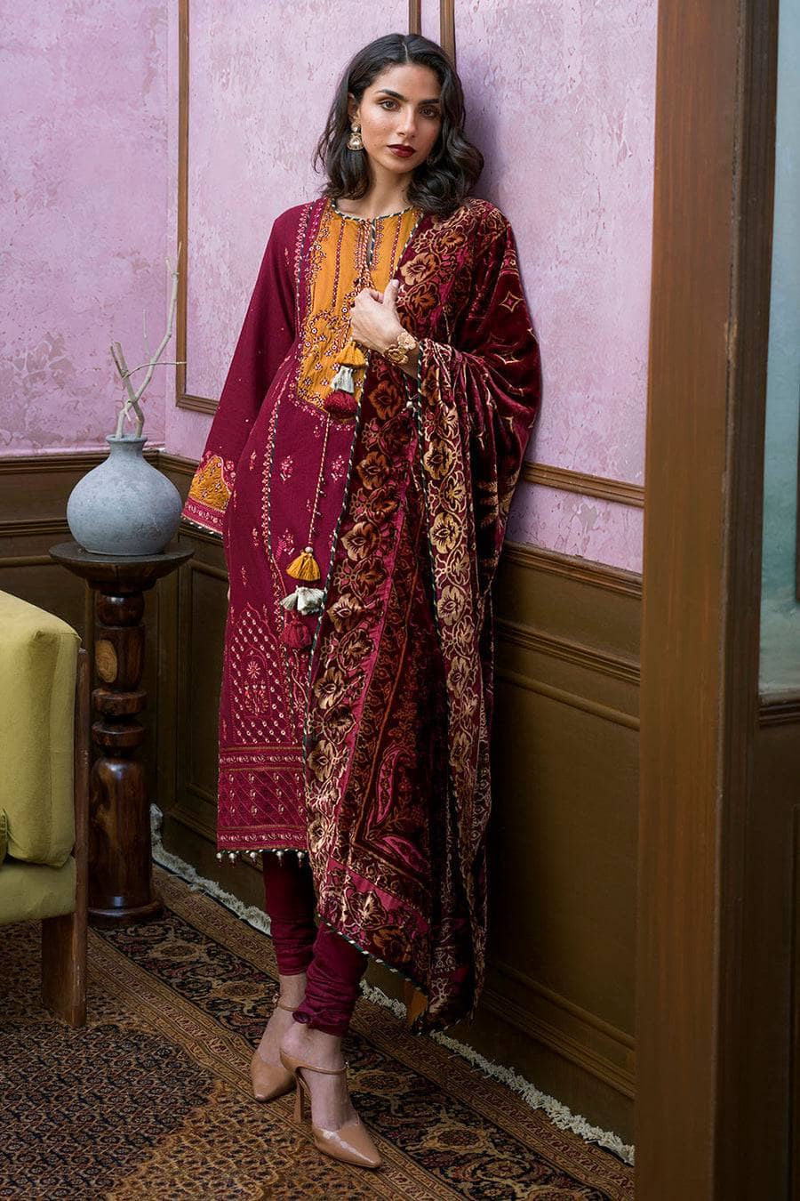 img_gul_ahmed_whisoers_of_the_season_awwal_boutique