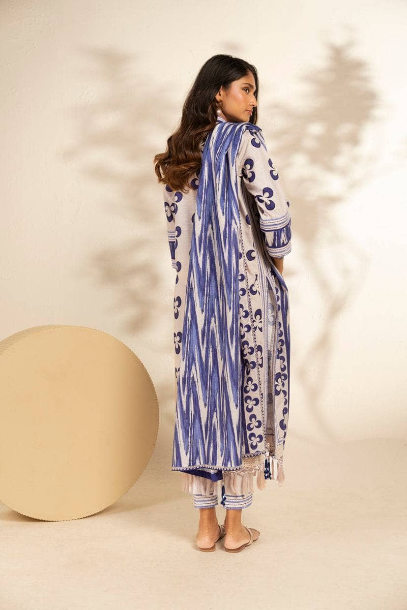 Al Karam Winter 25/RTS | SHIRT, Trouser & Dupatta