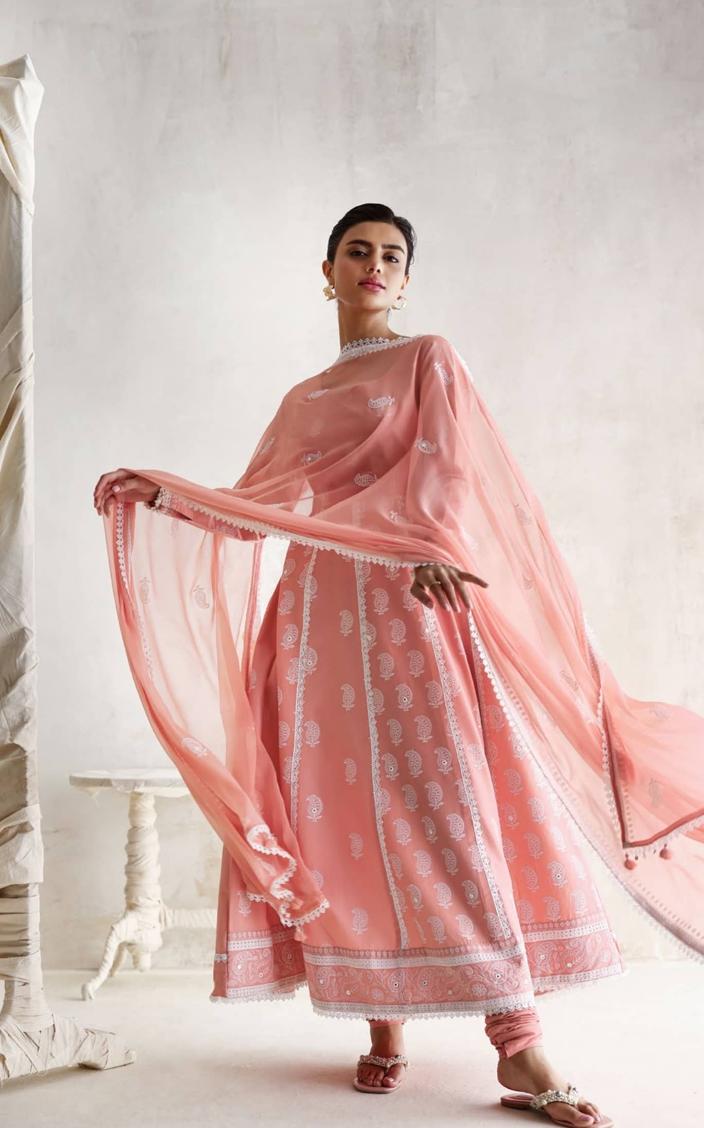 img_gul_ahmed_summer_luxe_awwal_boutique
