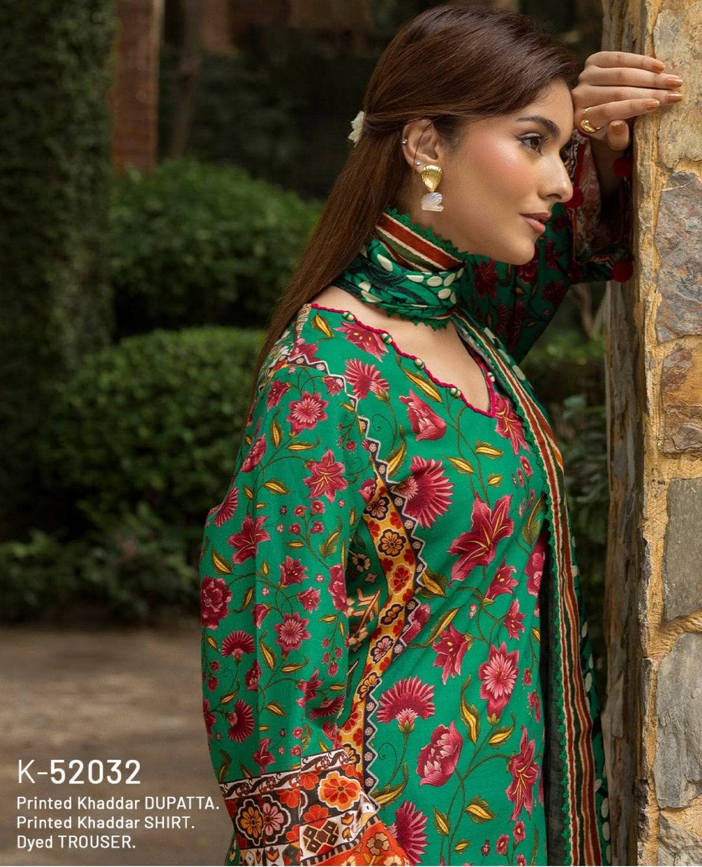 img_gul_ahmed_winter_essentials_awwal_boutique