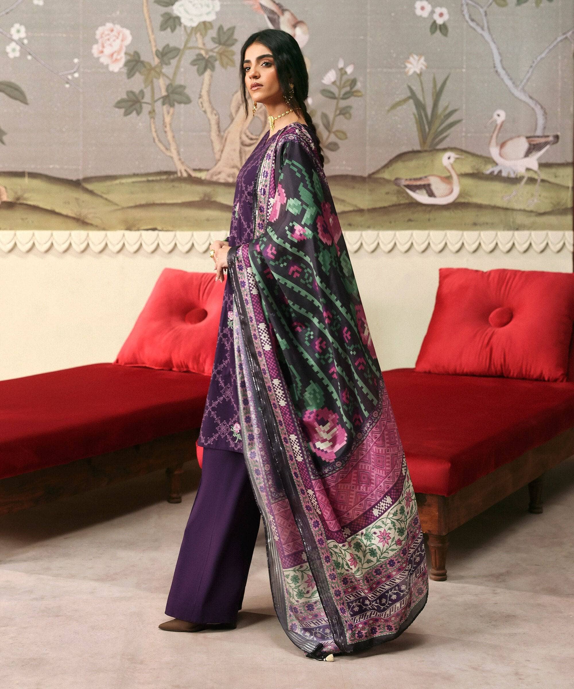 Sapphire Fall Winter 25/Embroidered Raw Silk Suit/U3FELX25V845
