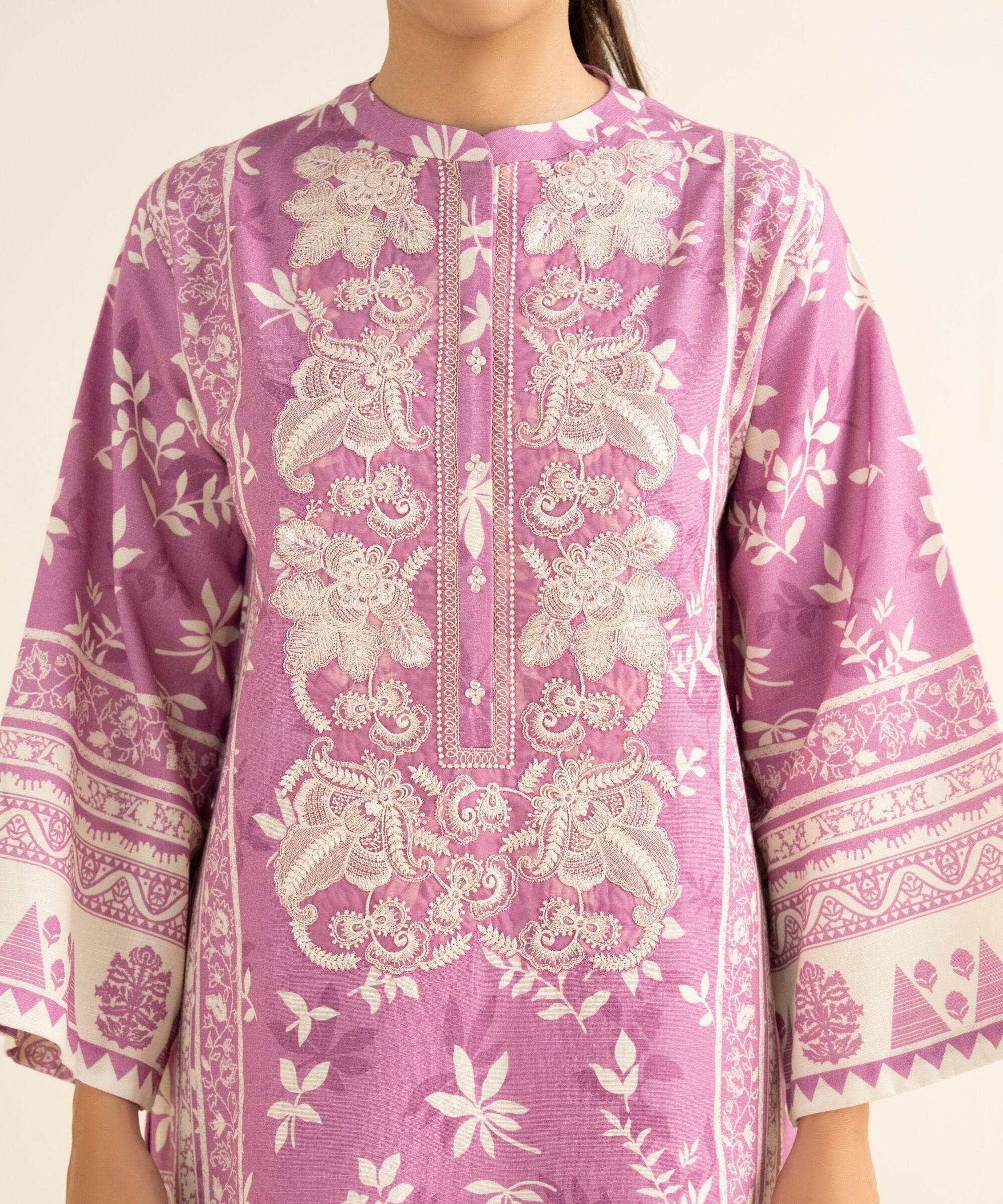 img_sapphire_winter_suit_awwal_boutique
