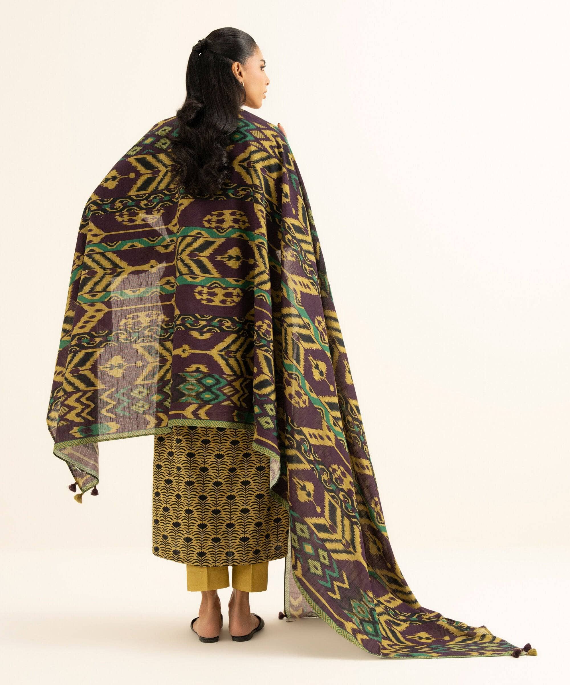 Sapphire Fall Winter 25/Printed Khaddar Suit/0U3PDD25V811
