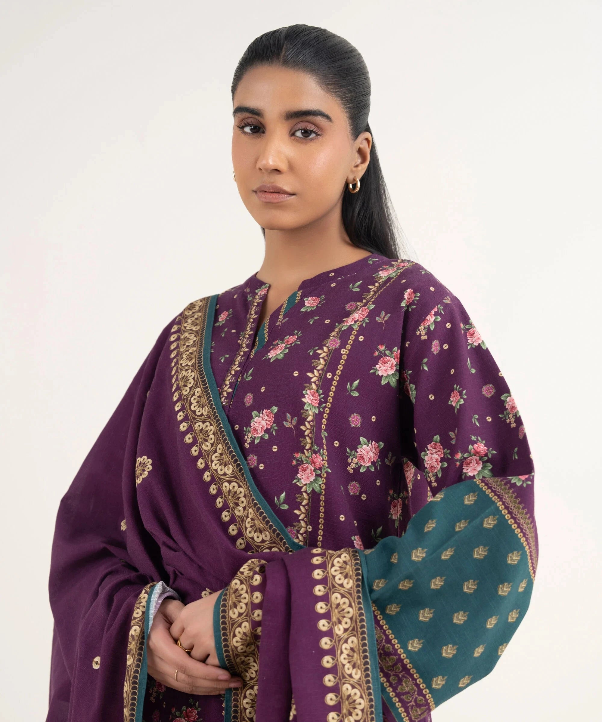 img_sapphire_winter_suit_awwal_boutique