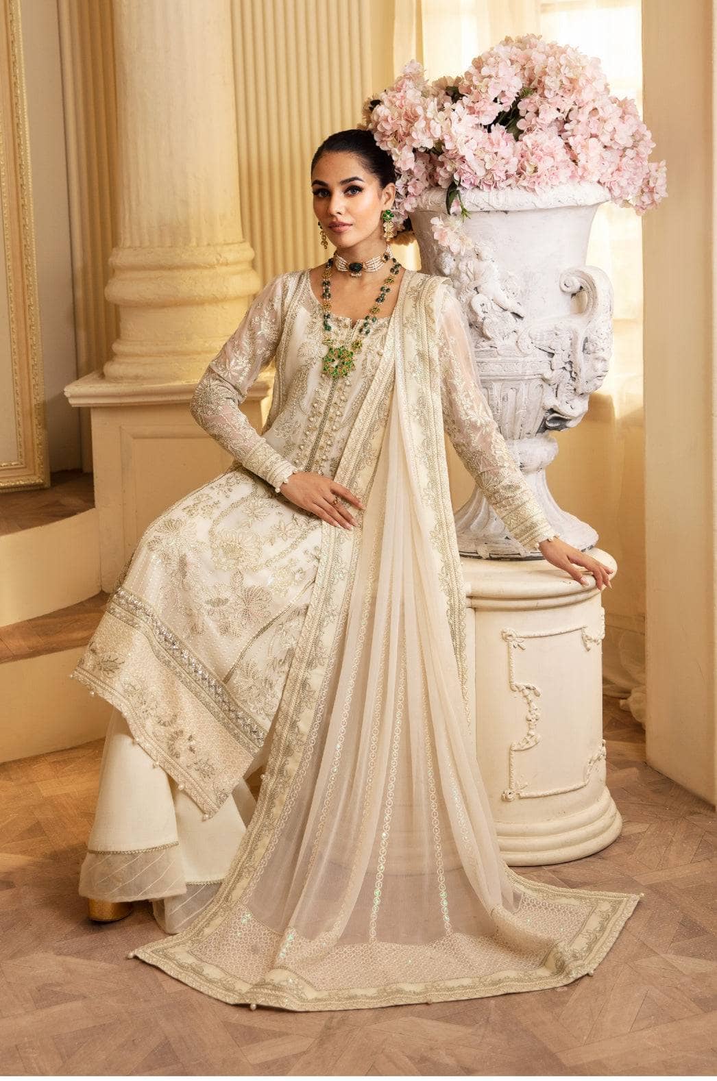 img_gulaal_embroidered_chiffon_awwal_boutique
