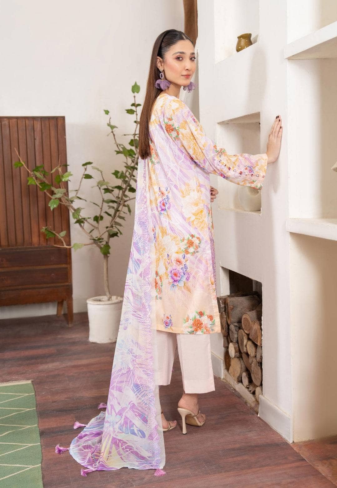 img_guljee_mishaal_lawn_awwal_boutique