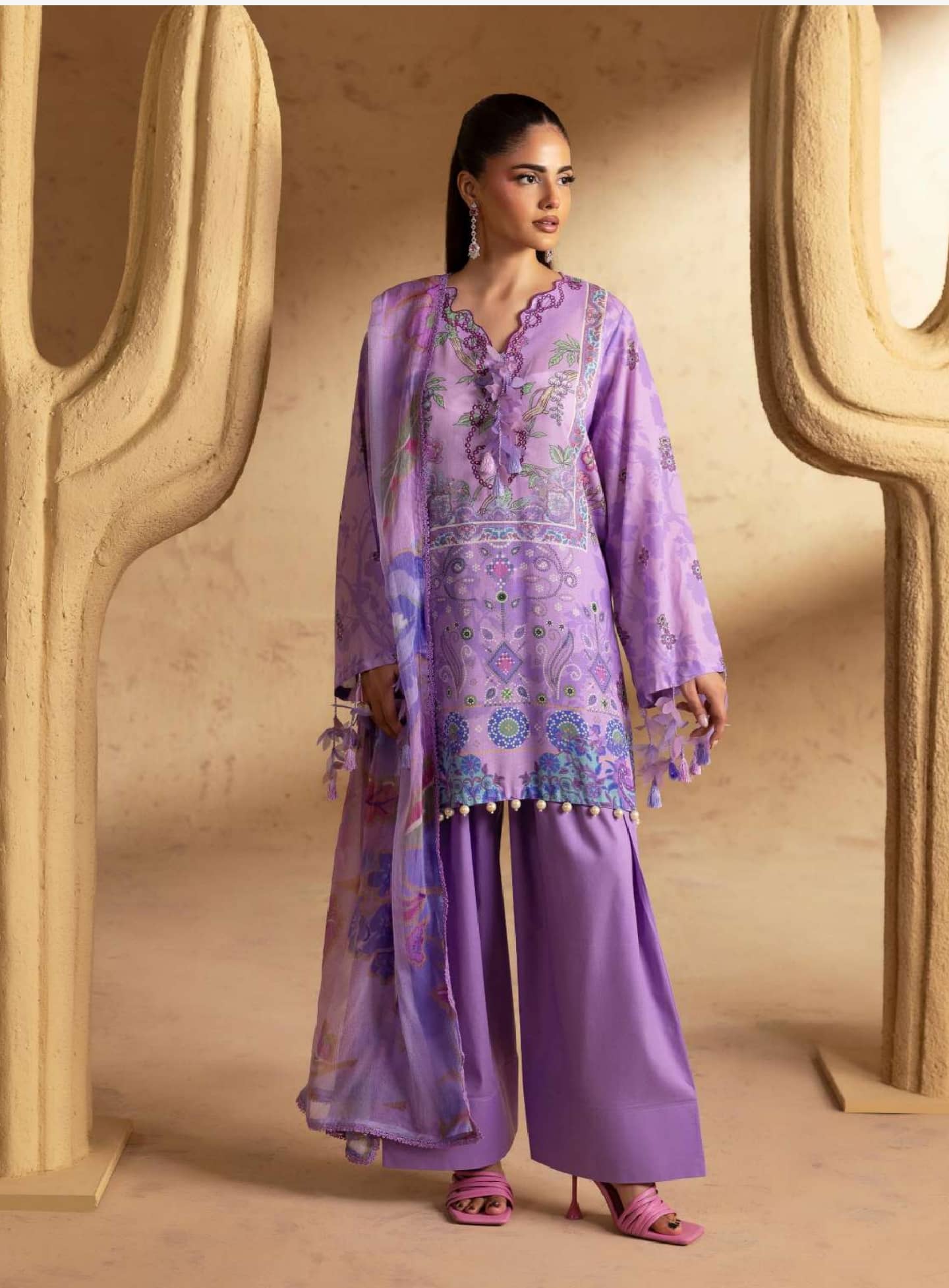 img_gul_jee_lawn_awwal_boutique