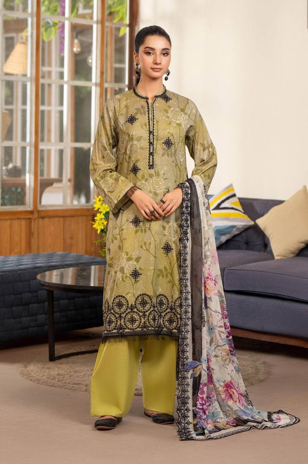 img_guljee_jad_lawn_awwal_boutique