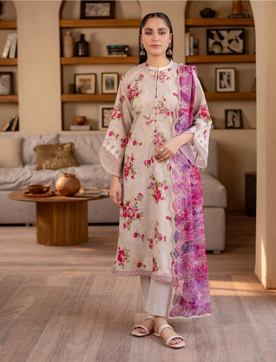 img_guljee_rang_e_haya_awwal_boutique